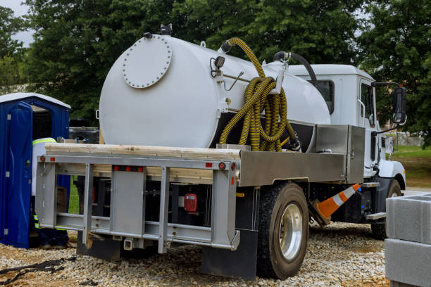 Best Porta potty delivery and setup  in South Gull Lake, MI